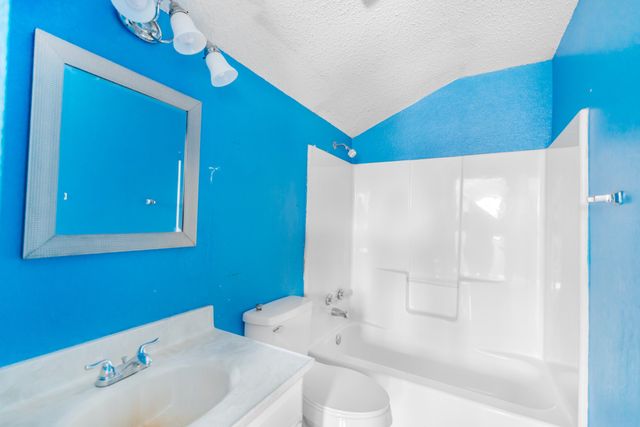 5808 Caprock Drive, Arlington, TX 76018