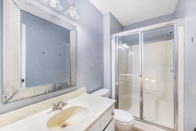 5808 Caprock Drive, Arlington, TX 76018