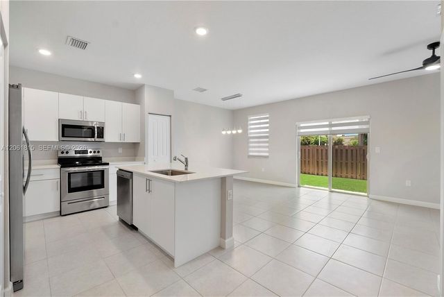 4614 NW 120th Way, Coral Springs, FL 33076