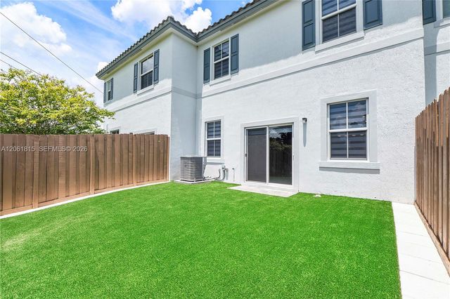 4614 NW 120th Way, Coral Springs, FL 33076