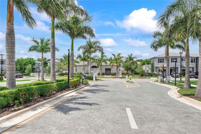 4614 NW 120th Way, Coral Springs, FL 33076