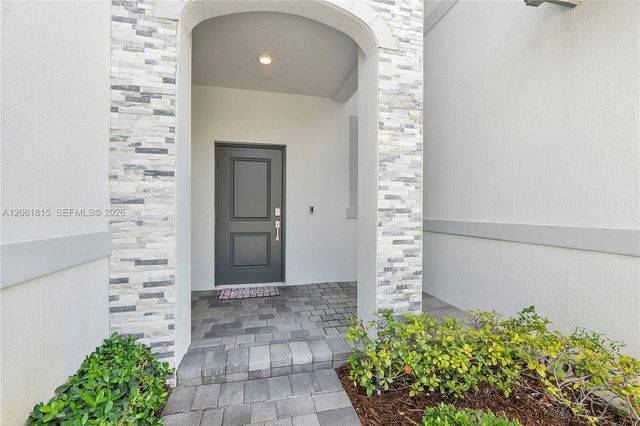 4614 NW 120th Way, Coral Springs, FL 33076
