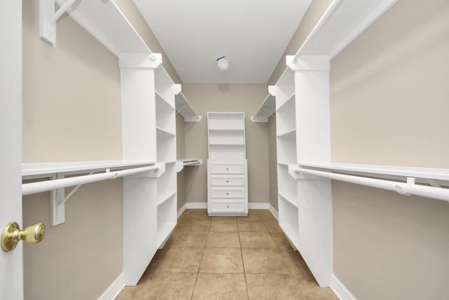 4320 Barkaloo Road, Baytown, TX 77521