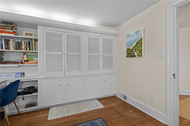 21 Belgrade Avenue, Pawtucket, RI 02861