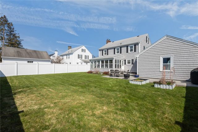 21 Belgrade Avenue, Pawtucket, RI 02861