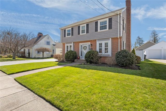 21 Belgrade Avenue, Pawtucket, RI 02861