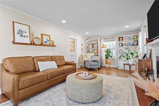 21 Belgrade Avenue, Pawtucket, RI 02861