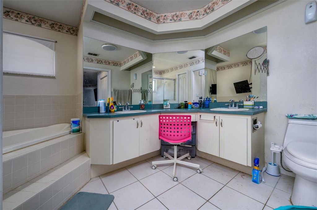 Image 16 of property listing at 10149 BRIAR CIRCLE, Hudson, FL 34667