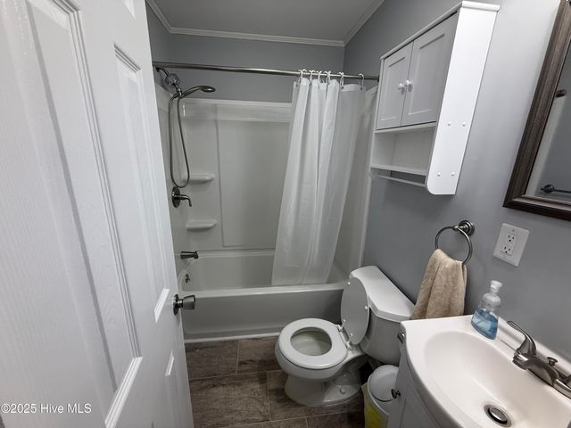 307 E Irwin Street, Pinetops, NC 27864