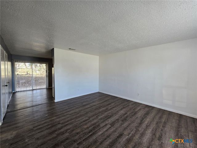 1305 Indian Trail, Harker Heights, TX 76548