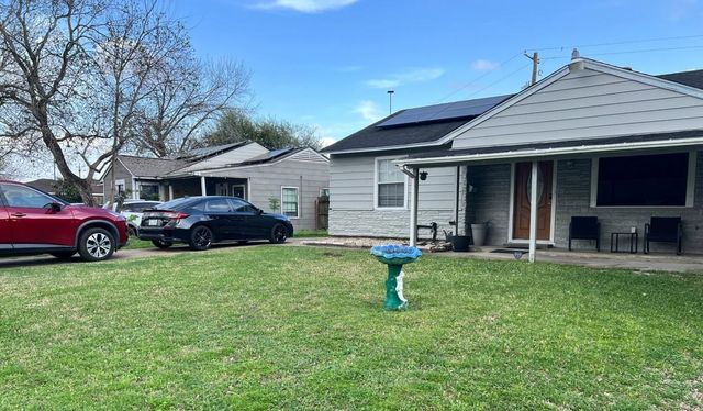 12438 Dorwayne Court, Houston, TX 77015