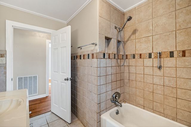 111 Roosevelt Rd, Mcminnville, TN 37110