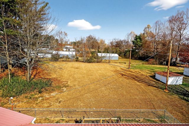 111 Roosevelt Rd, Mcminnville, TN 37110