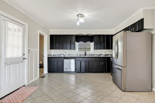 111 Roosevelt Rd, Mcminnville, TN 37110