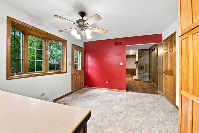 24447 W Cannock Chase, Joliet, IL 60404