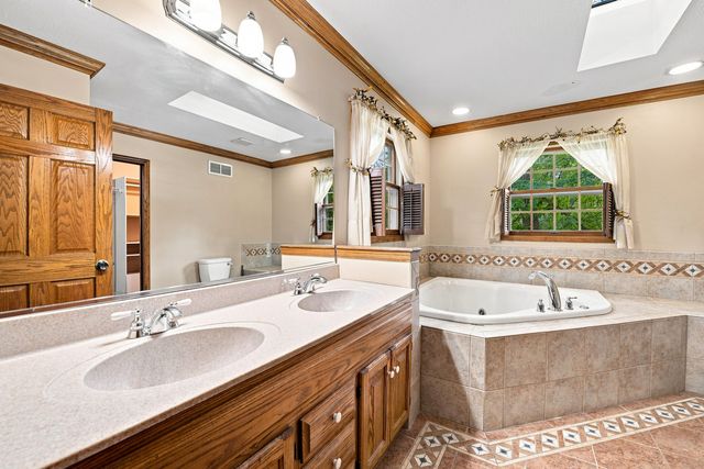 24447 W Cannock Chase, Joliet, IL 60404