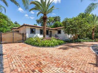 8311 SW 31 St, Miami, FL 33155