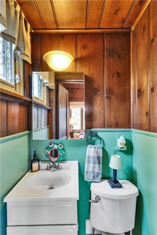 8 Keswick Ave, Bellevue, PA 15202