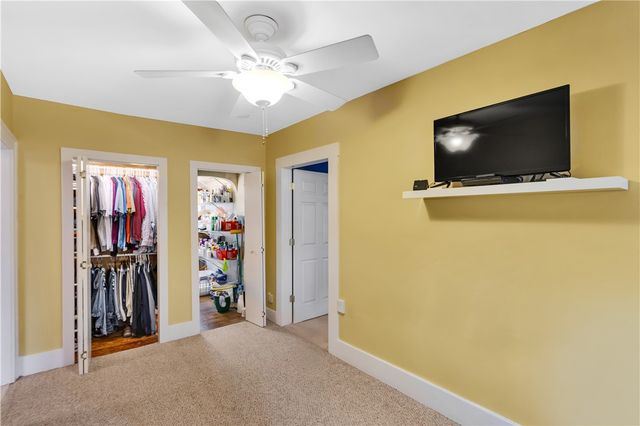 8 Keswick Ave, Bellevue, PA 15202