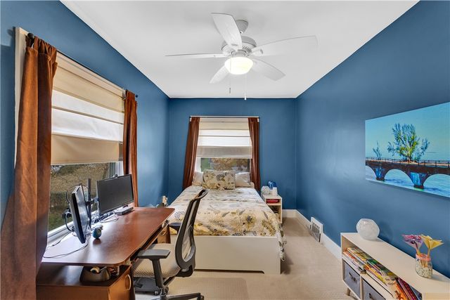 8 Keswick Ave, Bellevue, PA 15202