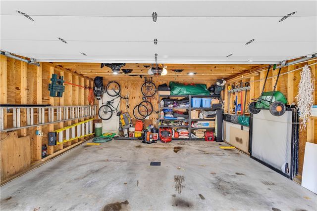 8 Keswick Ave, Bellevue, PA 15202