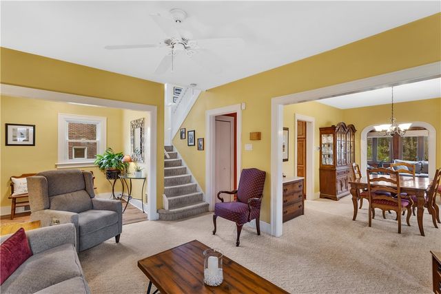 8 Keswick Ave, Bellevue, PA 15202