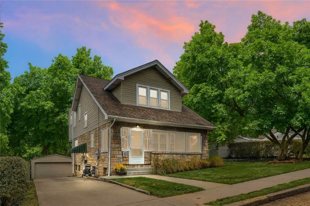 8 Keswick Ave, Bellevue, PA 15202