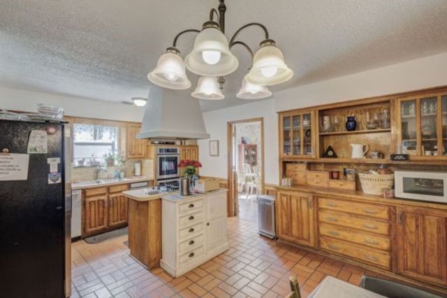 1446 Cardinal Creek Drive, Duncanville, TX 75137