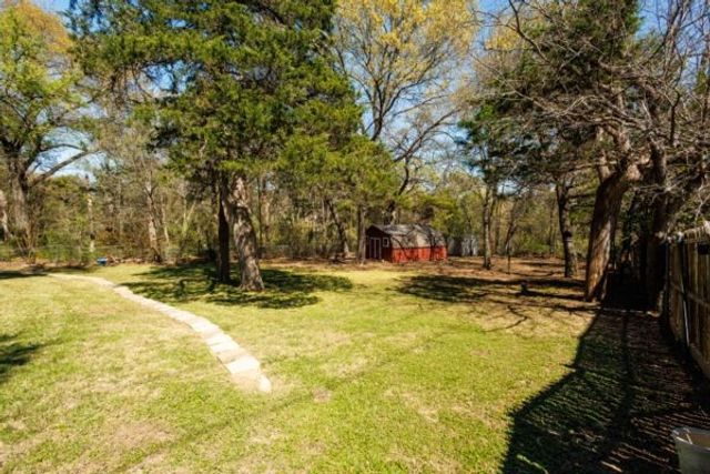 1446 Cardinal Creek Drive, Duncanville, TX 75137