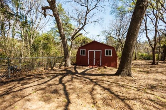 1446 Cardinal Creek Drive, Duncanville, TX 75137