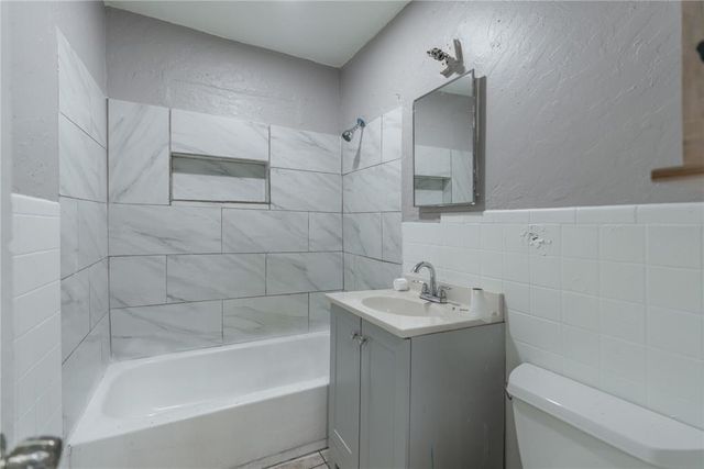3401 S Saint Clair Avenue, Oklahoma City, OK 73119