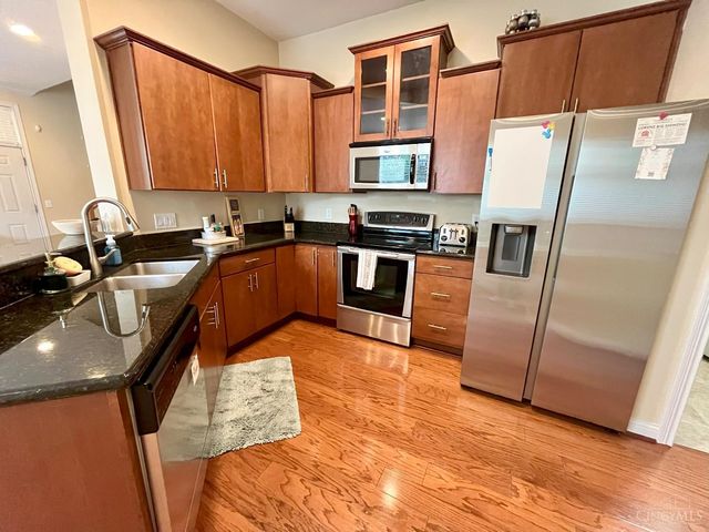 207 Stetson Street, Cincinnati, OH 45219