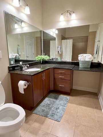 207 Stetson Street, Cincinnati, OH 45219