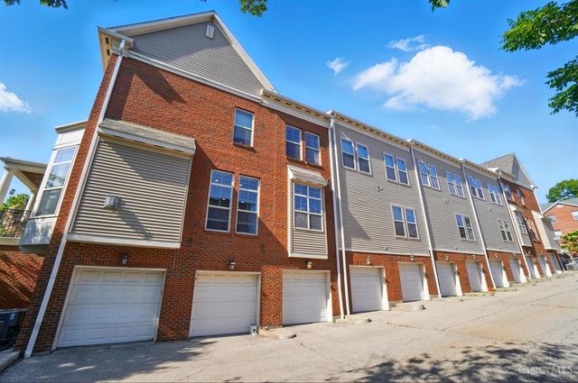 207 Stetson Street, Cincinnati, OH 45219