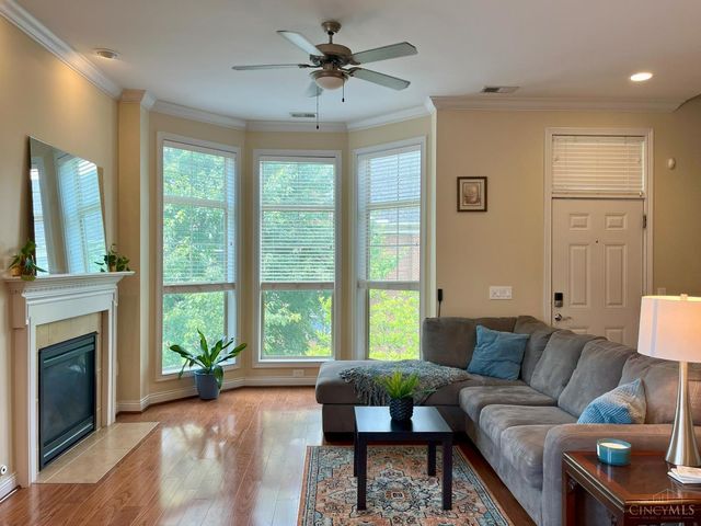 207 Stetson Street, Cincinnati, OH 45219