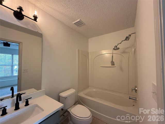 144 Mangum Circle, Mooresville, NC 28117