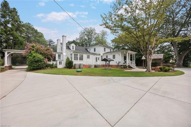 133 Kings HWY, Suffolk, VA 23432