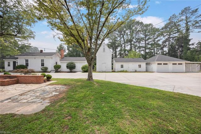 133 Kings HWY, Suffolk, VA 23432