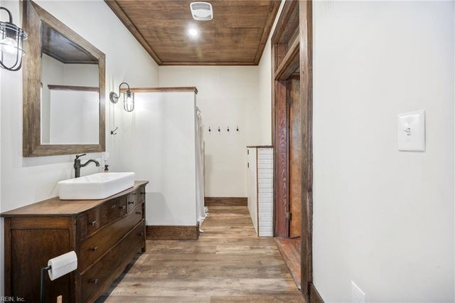 133 Kings HWY, Suffolk, VA 23432