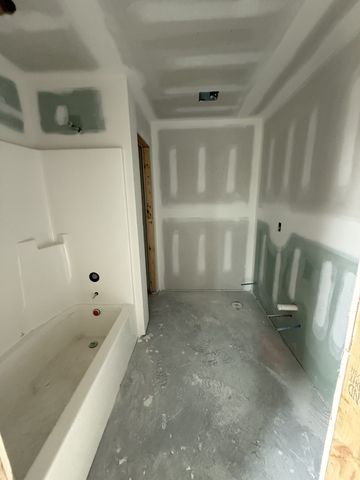 482 Ridge St, Manchester, TN 37355