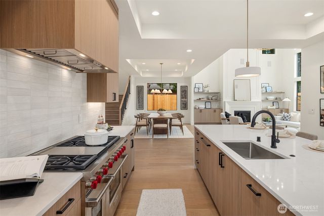 1650 168th Avenue NE, Bellevue, WA 98008
