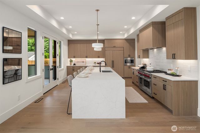 1650 168th Avenue NE, Bellevue, WA 98008
