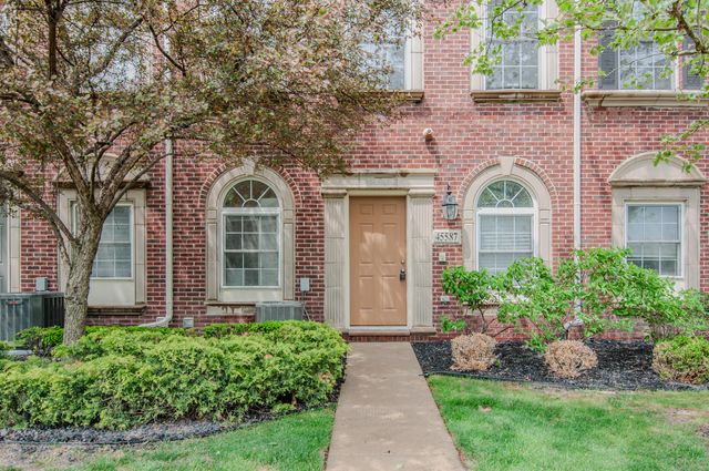 45587 N Stonewood Road, Canton Twp, MI 48187
