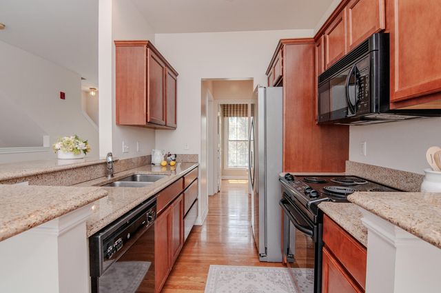 45587 N Stonewood Road, Canton Twp, MI 48187
