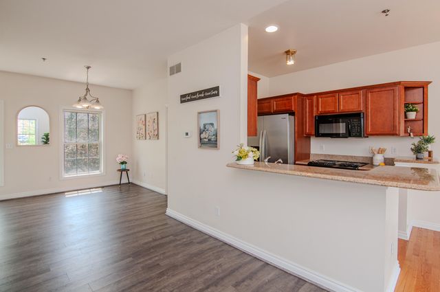 45587 N Stonewood Road, Canton Twp, MI 48187