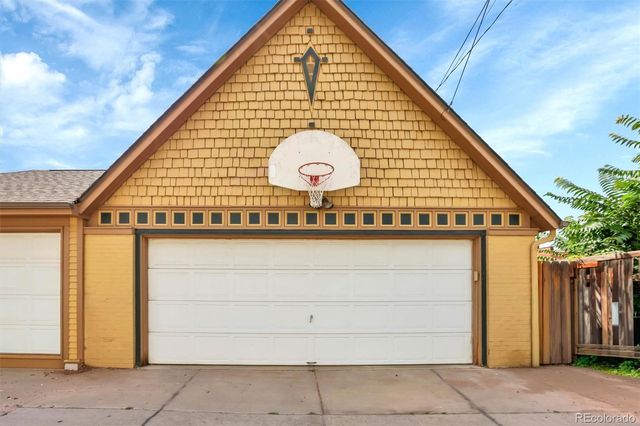 1812 S Lincoln Street, Denver, CO 80210
