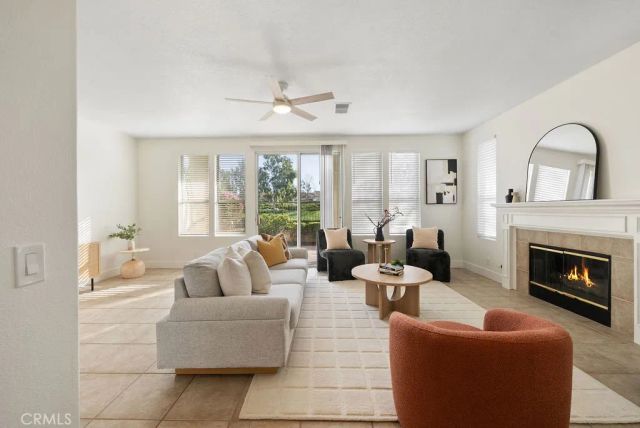 15 Via Floria, Rancho Santa Margarita, CA 92688