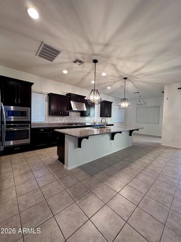 991 E HOLLAND PARK Drive, Gilbert, AZ 85297