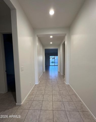 991 E HOLLAND PARK Drive, Gilbert, AZ 85297