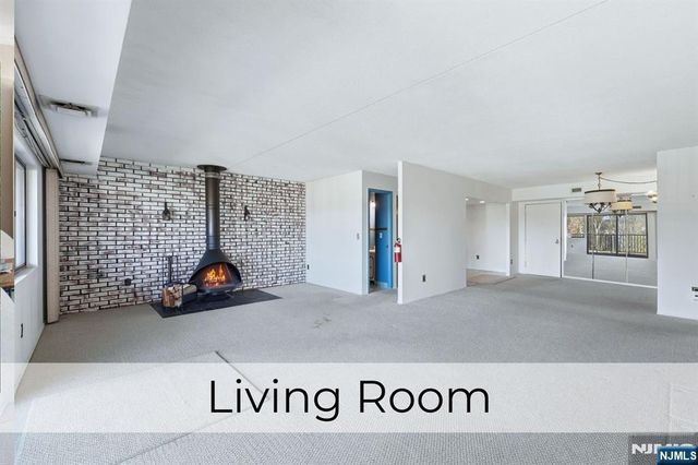 521 Piermont 502, River Vale, NJ 07675